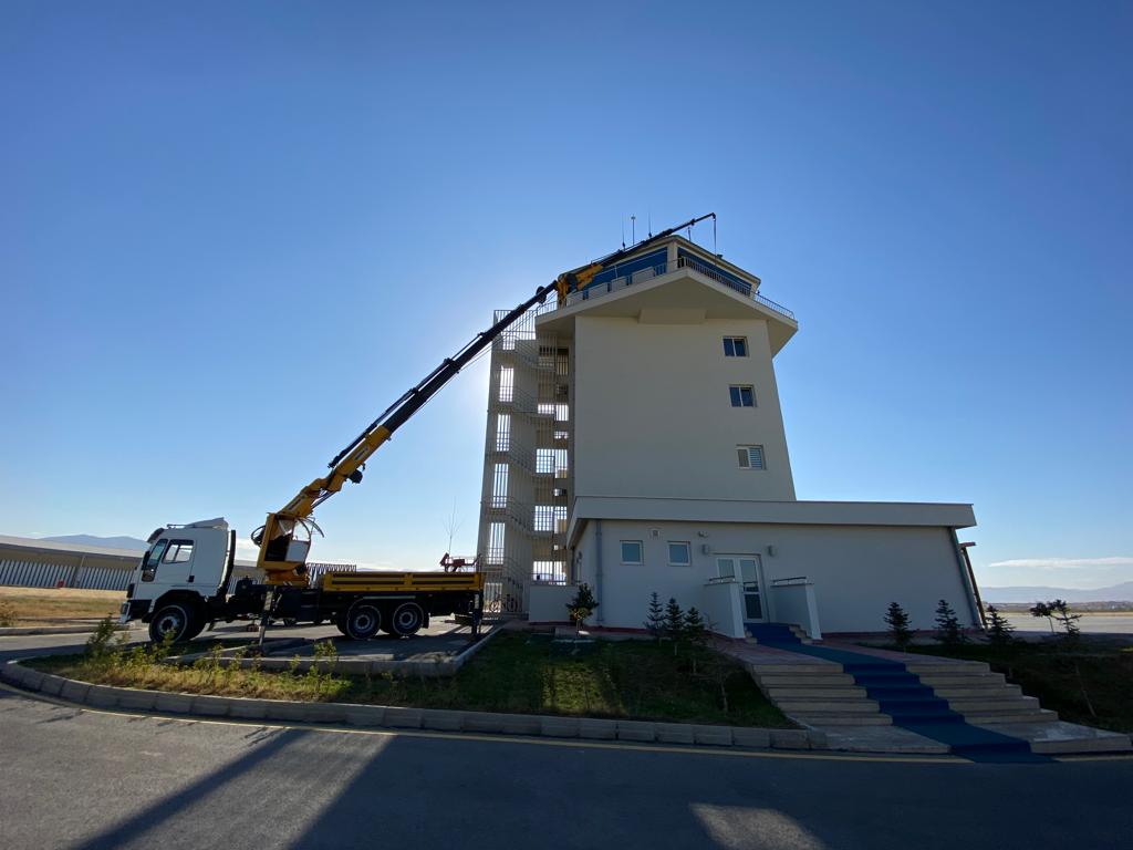 İnşaat Projelerinde Doğru Vinç Seçimi: Malatya’da Nelere Dikkat Edilmeli?