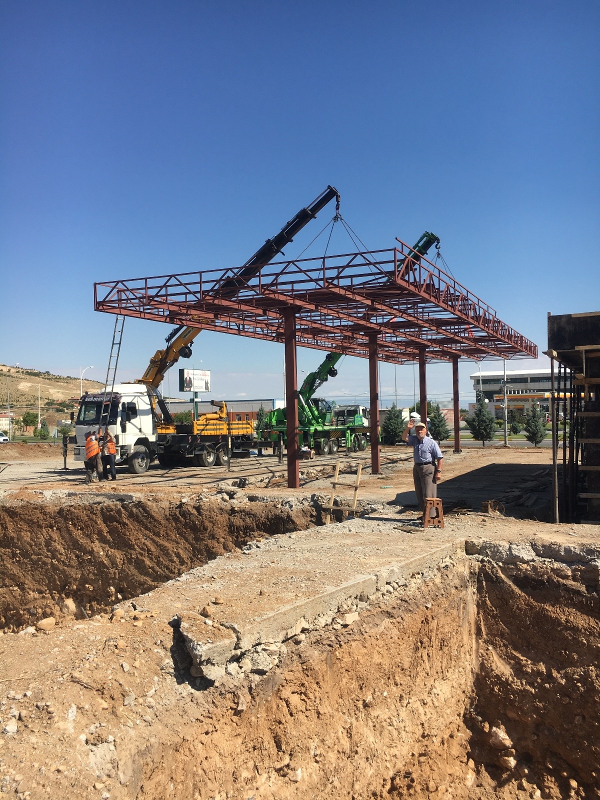 Malatya’da Acil Vinç Kiralama Hizmeti: Hızlı Müdahale ve 7/24 Profesyonel Çözümler