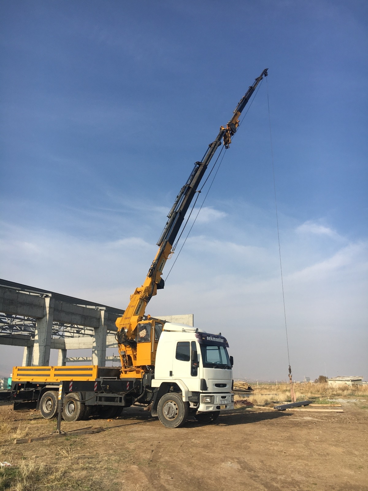 Sekmanlar Vinç: Malatya'da vinç, forklift, ekskavatör, kepçe ve lastikli kepçe hizmetlerinin yanı sıra nakliye, hafriyat, prefabrik yapı üretimi ve kurulumu ile güvenilir çözümler sunan lider firma. Modern ekipman ve uzman ekibimizle projelerinizi en yüksek standartlarda tamamlayın. Sekmanlar Vinç – Malatya kiralık vinç hizmeti: vinç kiralama, kiralık vinç, sepetli vinç, mobil vinç, teleskopik vinç, ağır tonaj vinç, vinç operatörlü ve operatörsüz hizmetler. Acil vinç kiralama, 7/24 vinç desteği, uygun fiyatlı vinç çözümleri, sigortalı ve güvenli taşıma ile inşaat, çelik montaj, prefabrik ve konteyner montaj projeleri için profesyonel vinç hizmetleri Malatya.