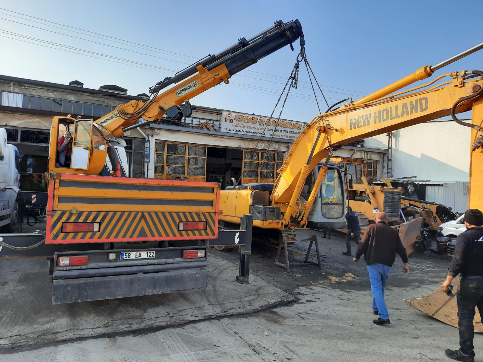 Sekmanlar Vinç: Malatya'da vinç, forklift, ekskavatör, kepçe ve lastikli kepçe hizmetlerinin yanı sıra nakliye, hafriyat, prefabrik yapı üretimi ve kurulumu ile güvenilir çözümler sunan lider firma. Modern ekipman ve uzman ekibimizle projelerinizi en yüksek standartlarda tamamlayın. Sekmanlar Vinç – Malatya kiralık vinç hizmeti: vinç kiralama, kiralık vinç, sepetli vinç, mobil vinç, teleskopik vinç, ağır tonaj vinç, vinç operatörlü ve operatörsüz hizmetler. Acil vinç kiralama, 7/24 vinç desteği, uygun fiyatlı vinç çözümleri, sigortalı ve güvenli taşıma ile inşaat, çelik montaj, prefabrik ve konteyner montaj projeleri için profesyonel vinç hizmetleri Malatya.